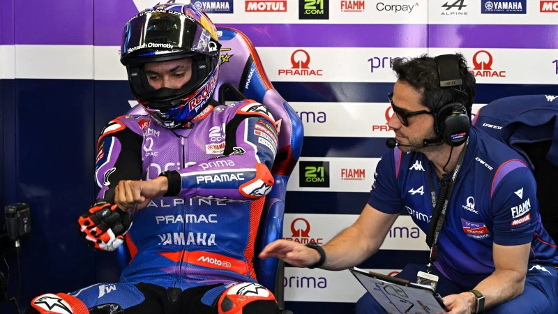 Toprak Razgatlioglu dan Crew Chief Alberto Giribuola