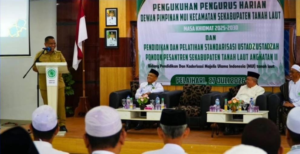 MUI Tanah Laut Kukuhkan Pengurus Kecamatan dan Gelar Diklat Standardisasi Ustadz Pondok Pesantren