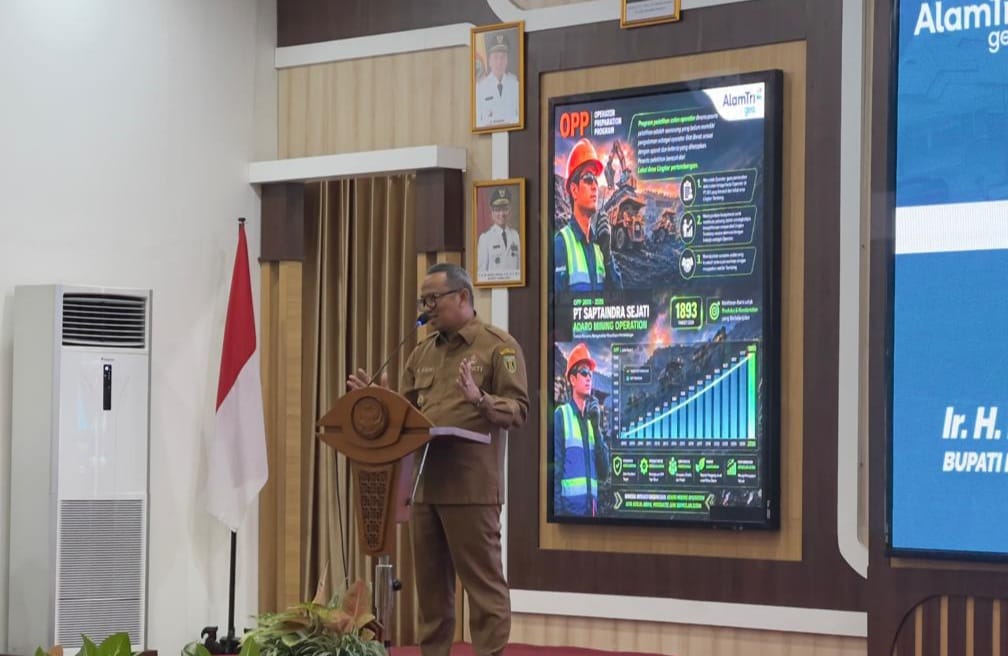 Tekankan Akhlak dan Jaga Nama Daerah, Bupati Tabalong Lepas 76 Peserta Pelatihan BLK ke OPP PT SIS