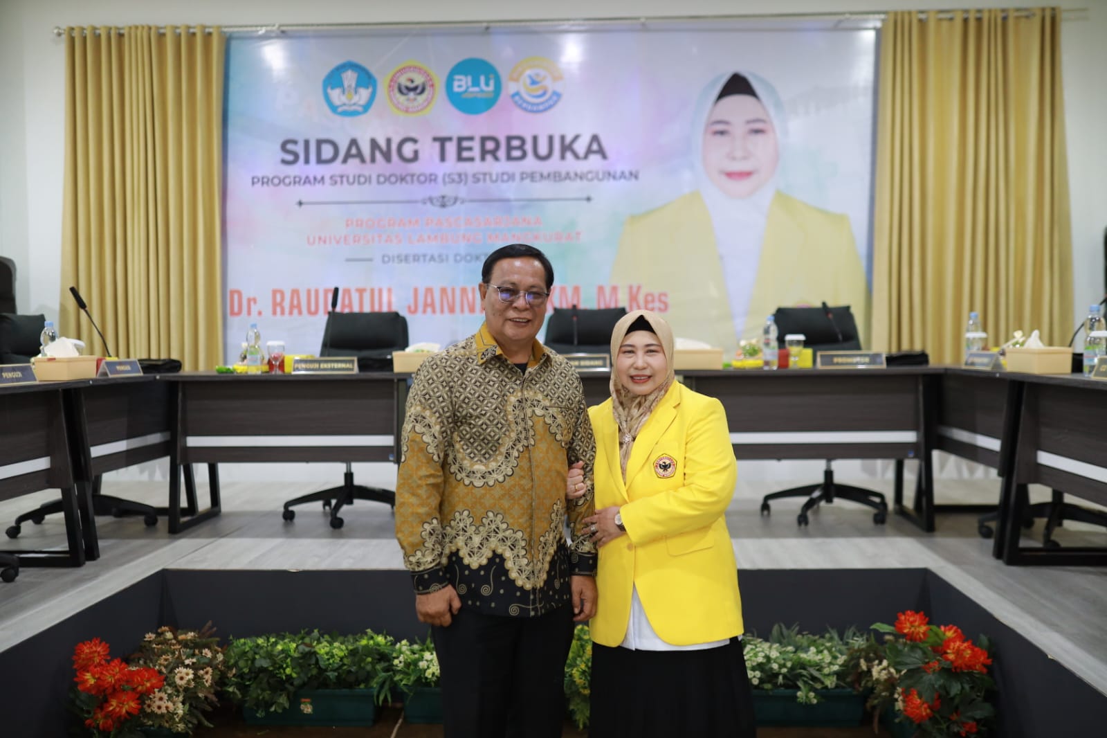 Bahas Masalah Stunting di Batola, Hj. Raudatul Jannah atau Acil Odah Resmi Menyandang Gelar "Doktor" dari ULM