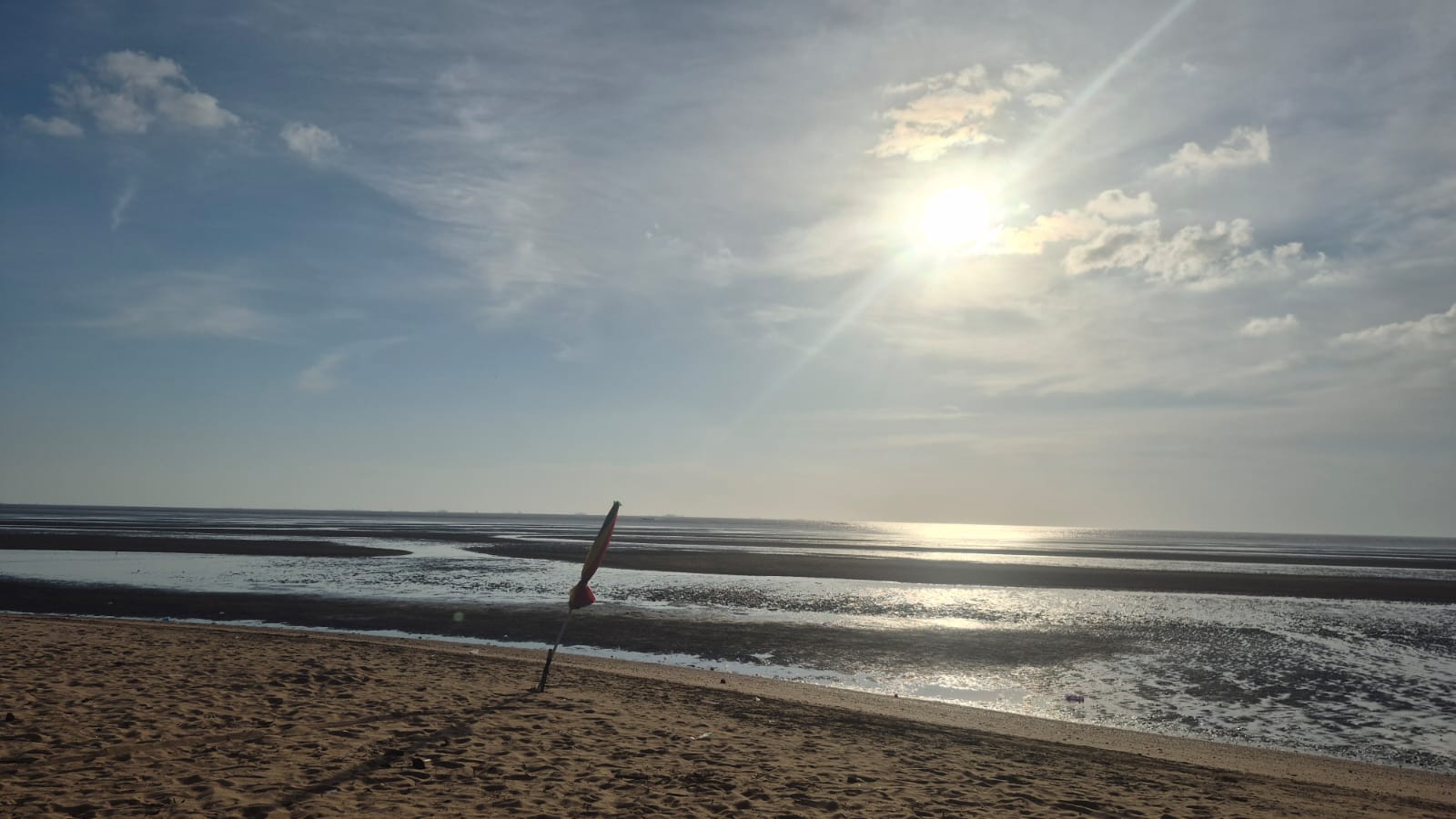 Pantai Kasuari Jadi Destinasi Favorit Baru, Cocok Buat Nikmati Senja di Tanah Laut
