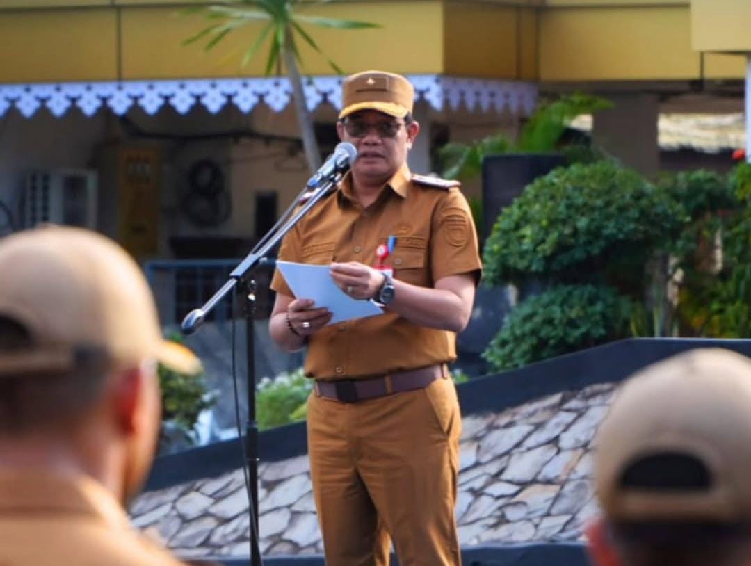 ekretaris Daerah Tanah Laut, Ismail Fahmi saat sambutan di apel pagi