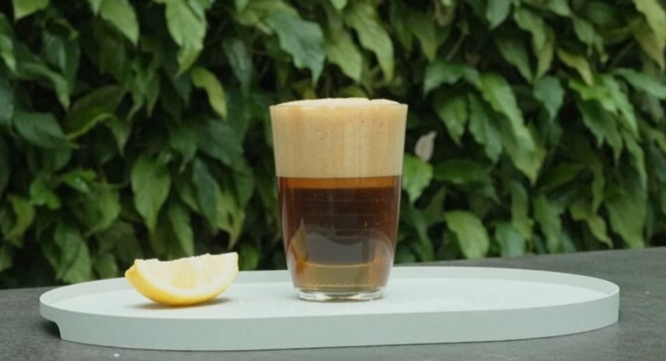 Espresso Bomb Viral di TikTok, Tren Kopi Sensasi Segar Mengancam Jantung