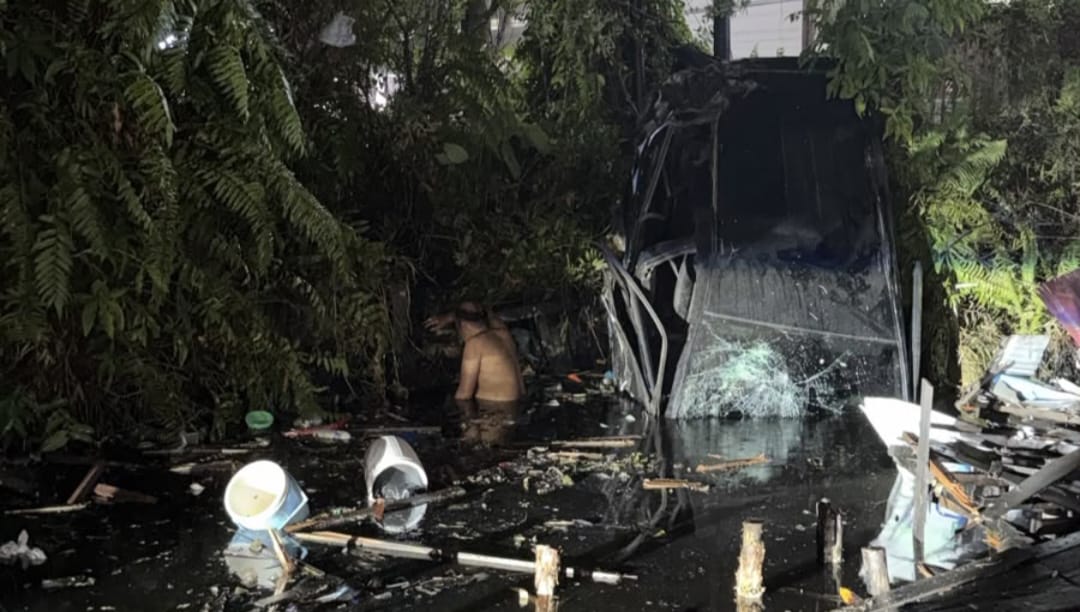 Kecelakaan Maut di Kertak Hanyar Banjar: Tabrak Motor dan Warung Lalu Nyungsep ke Sungai, 2 Tewas