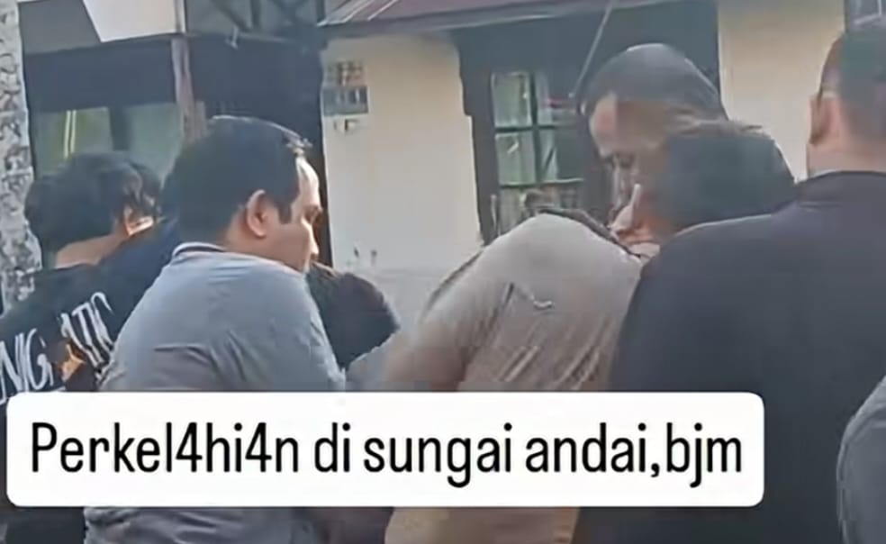 Fakta Sebenarnya Video Viral "Perkelahian" di Sungai Andai Banjarmasin, Ada yang Bawa Mandau